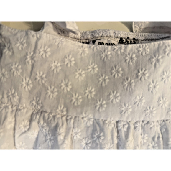 BB Dakota Steve Madden Dress Womens Medium Sleeveless Eyelet Embroidered Floral - Picture 3 of 6